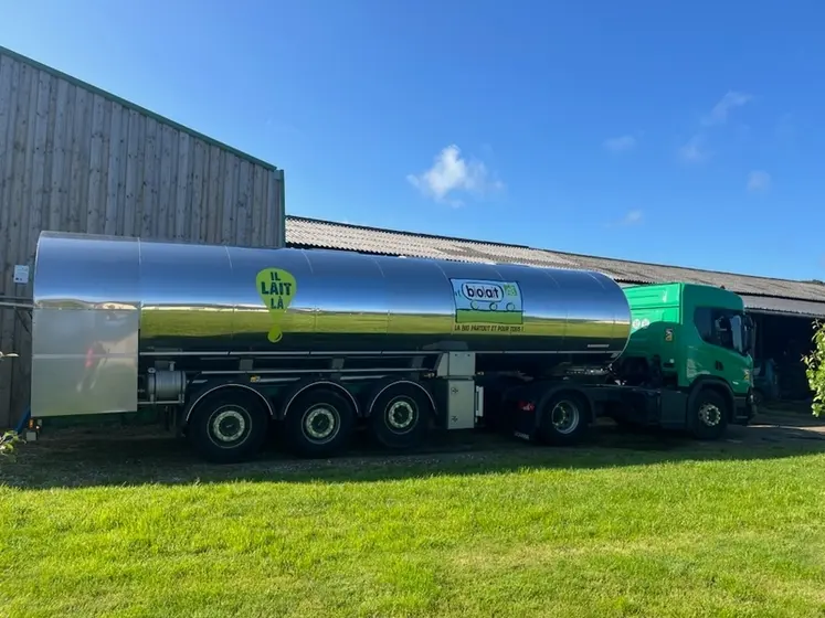 <em class="placeholder">camion de collecte Biolait</em>