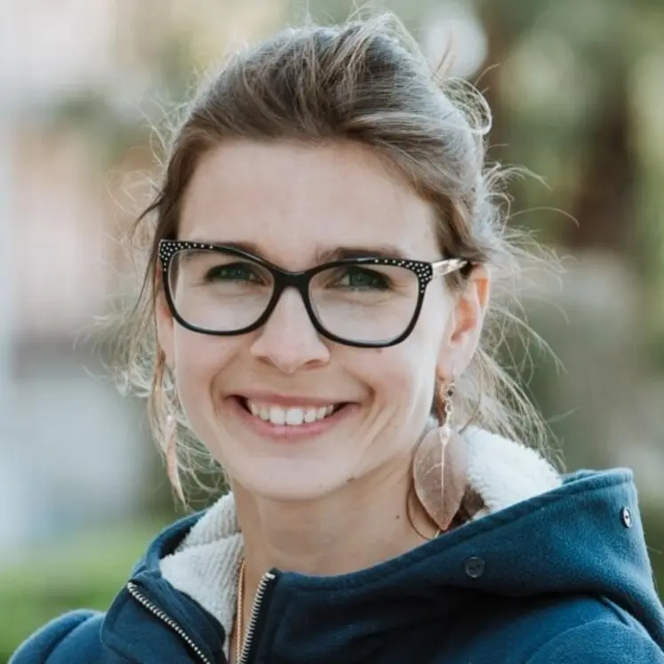 <em class="placeholder">Alice Nothhelfer, vétérinaire consultante</em>