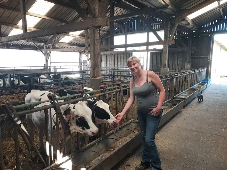 <em class="placeholder">Camille Lefeuvre</em>