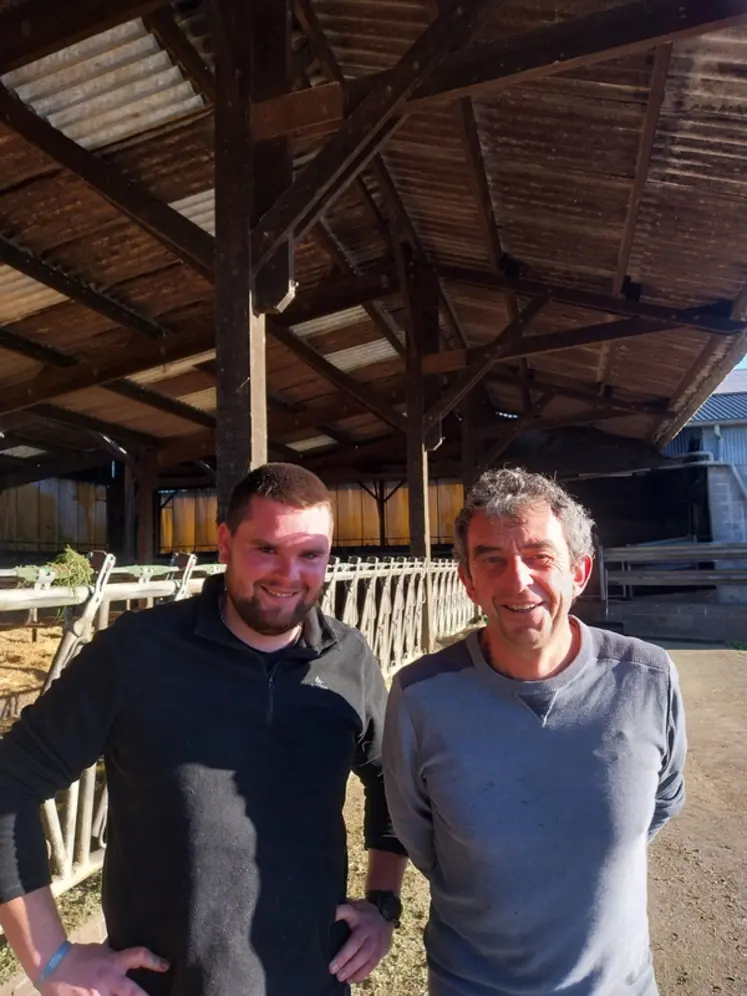 <em class="placeholder">Jean-Philippe GUINES et son salarié Enzo</em>