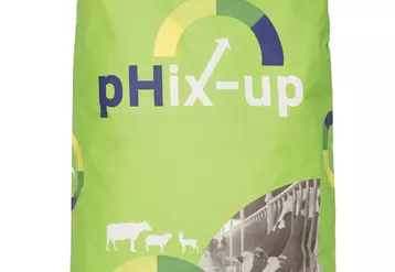 pHix-up peut s’utiliser en ration complète ou partielle directement dans la mélangeuse. © Dietaxion