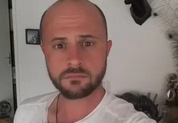 <em class="placeholder">« Rédiger un process, ce n’est pas du temps perdu, mais un investissement pour le futur », garantit Arnaud Izal, éleveur dans les Pyrénées-Atlantiques</em>