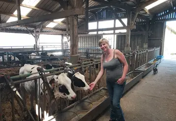 <em class="placeholder">Camille Lefeuvre</em>