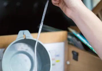 <em class="placeholder">cuve de stockage de paillettes d'insémination </em>