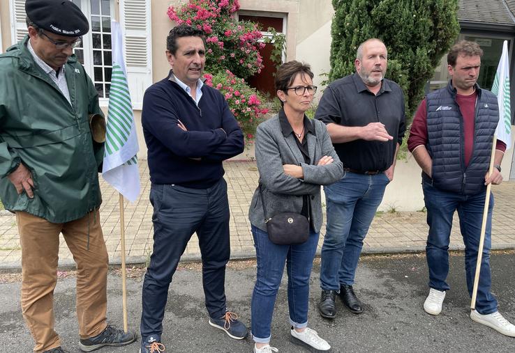 Les représentants de la profession devant le tribunal administratif