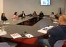Inspectrice du travail; infirmières de la MSA, employeurs et membres des associations organisatrices autour d'une table