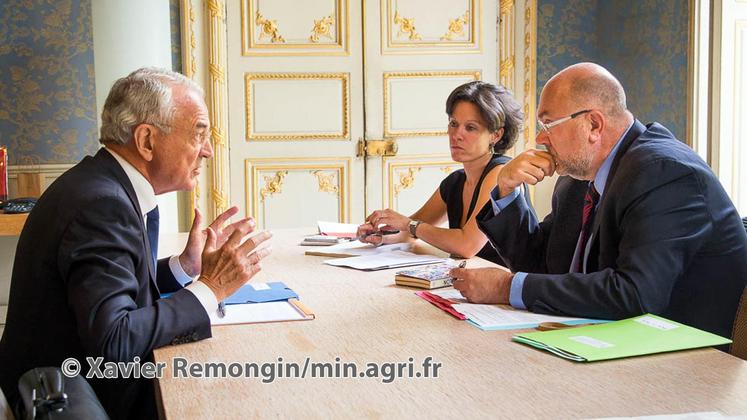 file-Stéphane Travert s’est entretenu avec Jean Arthuis, président de la commission des budgets du Parlement européen.