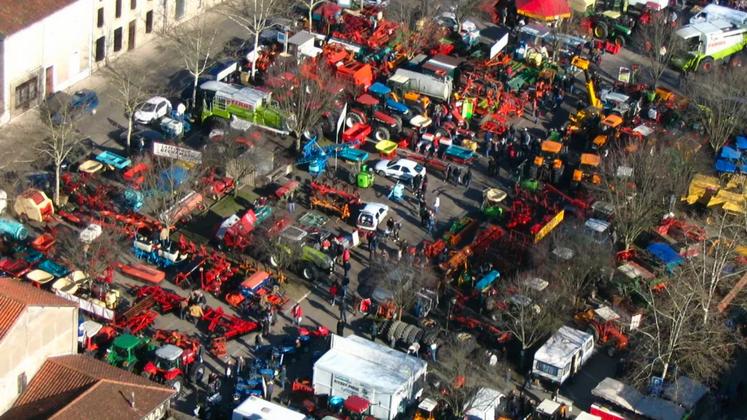 file-Du 11 au 13 février, la place Garlande va accueillir la foule des grands jours.