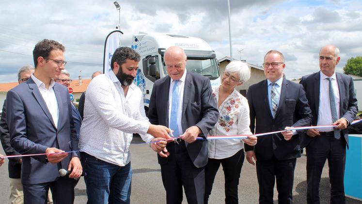 file-La première station landaise proposant du bioGNV conçu à partir d’une unité de méthanisation agricole a été installée à Saint-Vincent-de-Tyrosse.