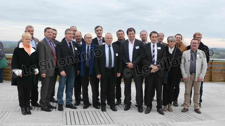 file-Le bureau de la nouvelle chambre régionale d’agriculture ALPC comporte vingt membres, avec un savant équilibre entre anciennes régions : sept représentent l’Aquitaine, sept le Poitou-Charentes et six le Limousin.