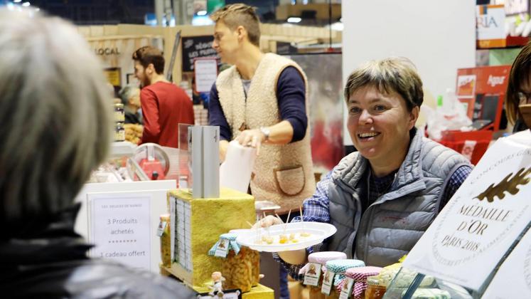 file-Le hall 3 du parc des expositions de la Porte de Versailles met à l’honneur les produits des terroirs de l’Hexagone, en particulier ceux qui sont auréolés d’une médaille décernée par le Concours général agricole.