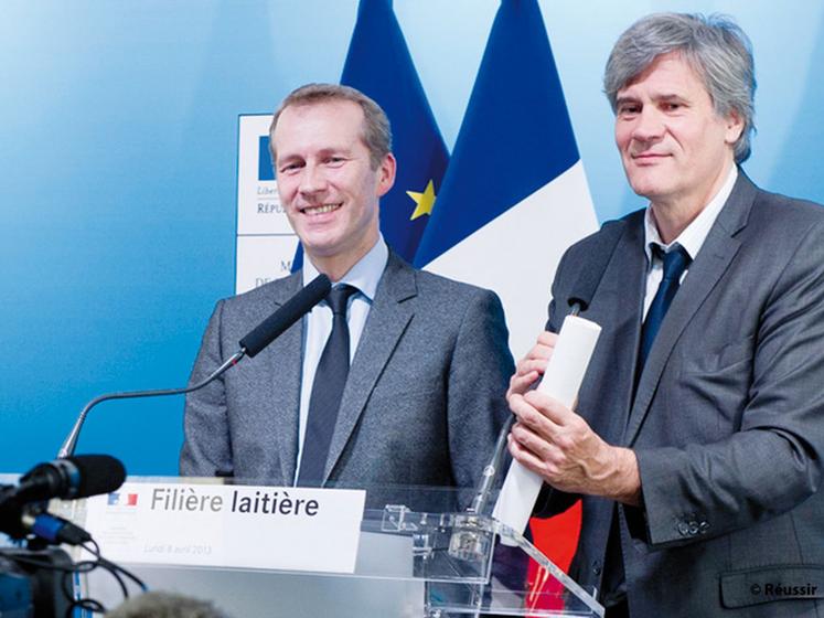 file-Guillaume Garot, ministre délégué à  l'agroalimentaire, et Stéphane Le Foll, ministre de l'agriculture, à  l'heure de la conférence de presse. Â© Réussir