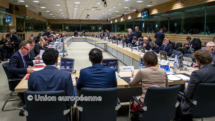 file-Le 14 mars à Bruxelles, une majorité des ministres de l’agriculture de l’UE et la Commission européenne ont pris conscience de la gravité de la crise agricole.