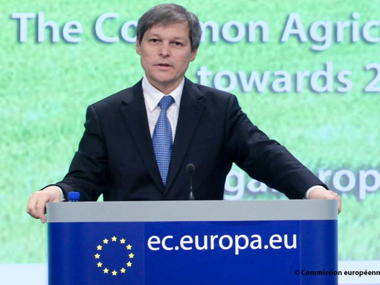 file-Le 12 octobre 2011, Dacian Ciolos a présenté les propositions de réforme de la PAC officiellement approuvées par la Commission de Bruxelles. Â© Commission européenne