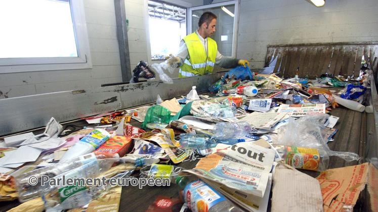 file-Au cours des deux dernières années, le département des Landes a stabilisé le tonnage de déchets alors que sa population a augmenté de 1,5 à 2 % par an.