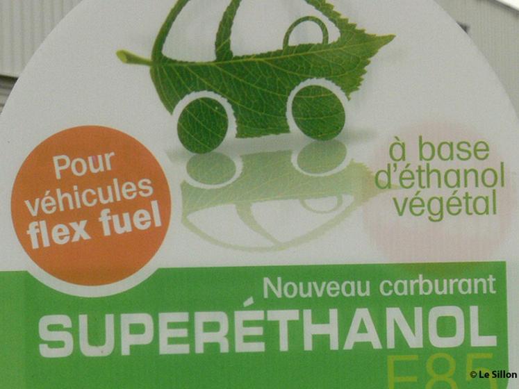 file-A l'image du carburant E85, les biocarburants n'ont pas réussi de perce en France, notamment en raison d'une «complicité coquine entre constructeurs automobiles et distributeurs». Â© Le Sillon