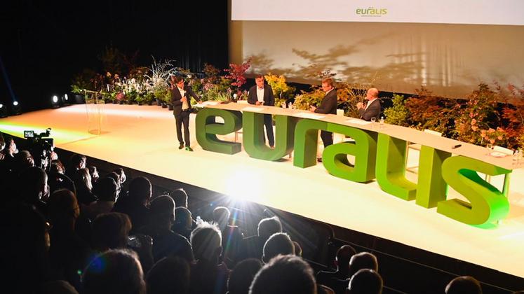 file-Laurent Dubain, directeur général du pôle agricole, Christophe Congues, président, et Philippe Saux, directeur général, ont présenté les ambitions du groupe Euralis. © Laurent Pascal