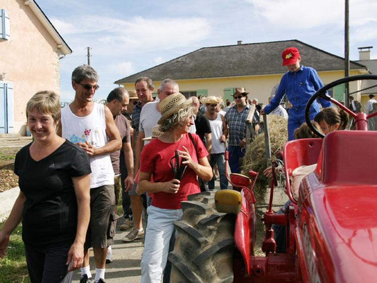 file-À Orin, sur le canton d'Oloron, Pierre Artiguet a su expliquer avec simplicité la complexité de son métier. Les messages transmis par le monde agricole ont été parfaitement reçus Â© Le Sillon