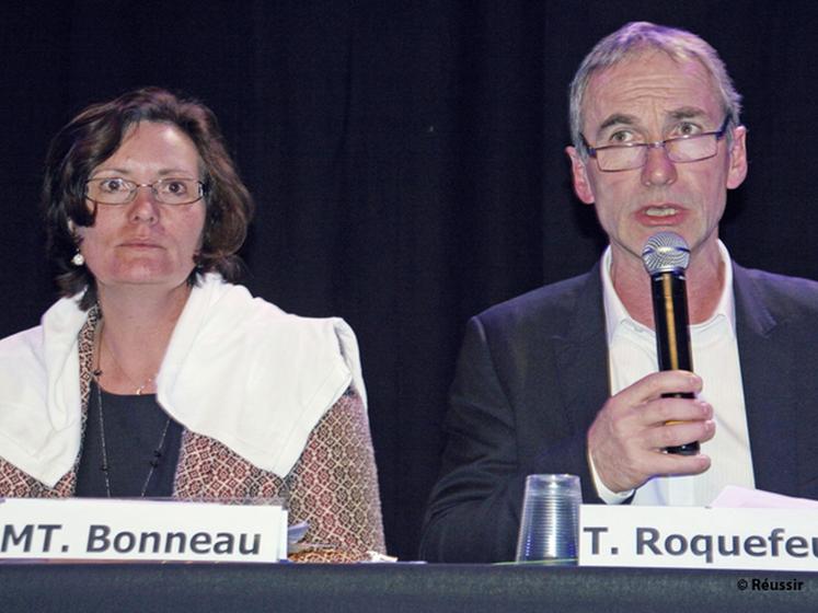 file-Le président de la FNPL, Thierry Roquefeuil, ici aux côtés de la secrétaire générale Marie-Thérèse Bonneau, est confiant dans la capacité des éleveurs français à  s'adapter à  la fin des quotas laitiers. Â© Réussir