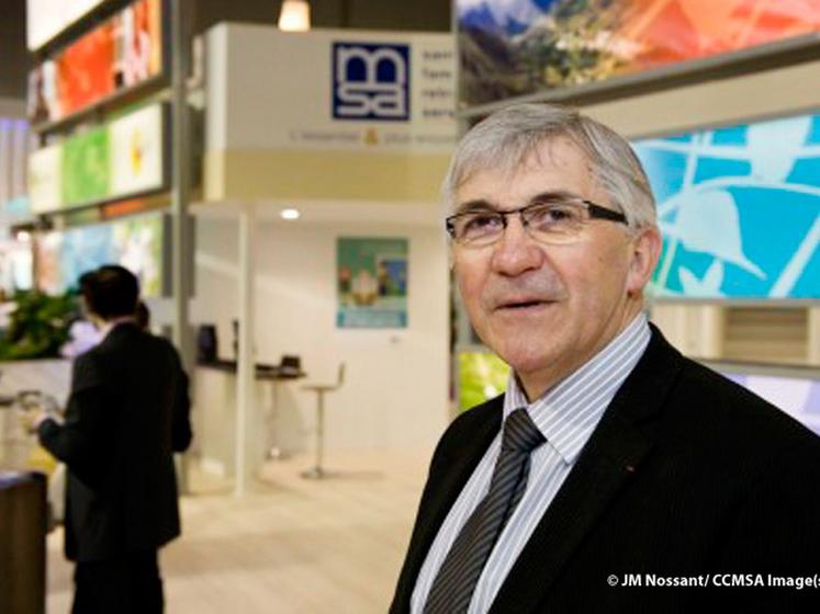file-Concernant le retour à la retraite à 60 ans, le président de la MSA, Gérard Pelhate, a soulevé une difficulté technique qui empêcherait les agriculteurs d'en bénéficier. En effet, les périodes d'aide familial avant 21 ans ne sont pas, à ce jo