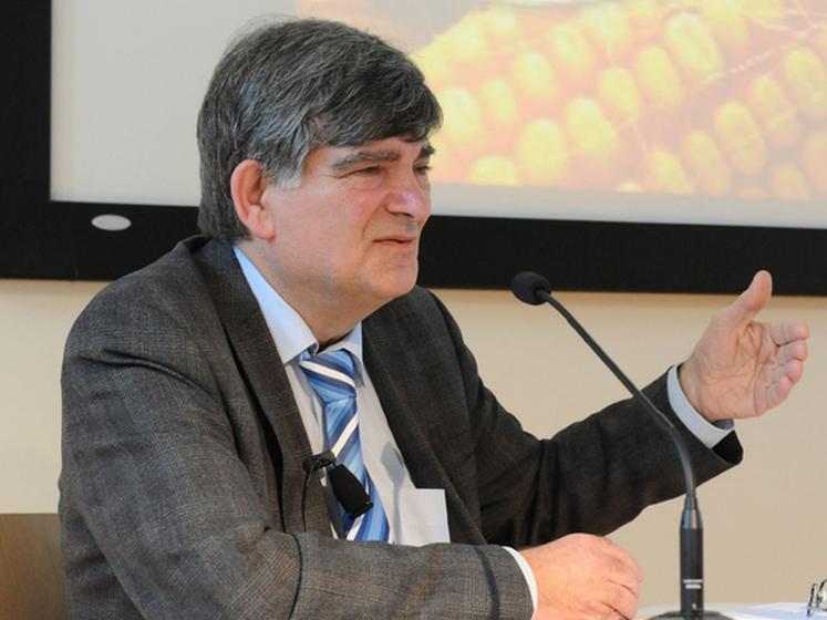 file-Ingénieur agronome, Michel Griffon est aussi un économiste, diplômé de l'Institut national agronomique de Paris-Grignon. Son concept d'agriculture «Â écologiquement intensive » a fait l'objet d'un ouvrage © Maisadour