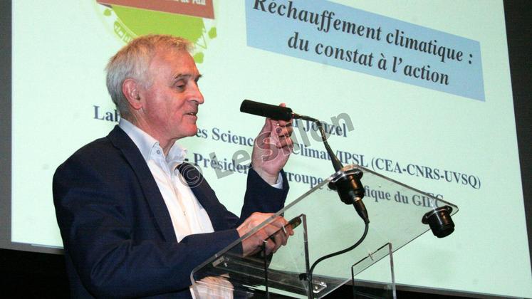 file-Climatologue et glaciologue de réputation mondiale, Jean Jouzel était l’invité de la caisse du Crédit agricole Mutuel Pyrénées Gascogne, le vendredi 29 mai au Palais Beaumont de Pau.