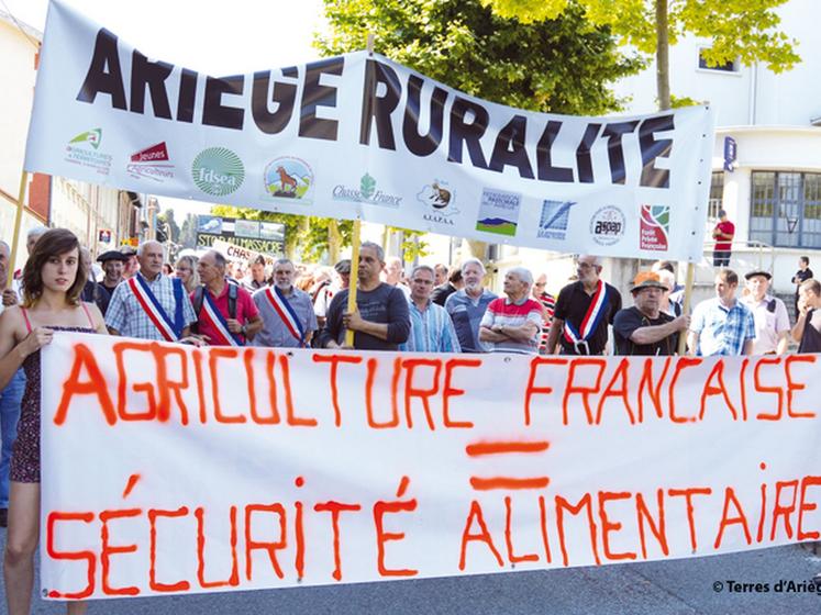 file-Les manifestants ont affiché leur « ras-le-bol » et leur « exaspération » contre les prédateurs, lors de cette mobilisation de Foix.