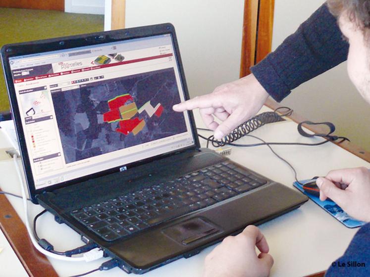 file-Après avoir fourni tous les documents, il suffit d'une demi-journée au technicien de la chambre et à l'agriculteur pour mettre en place le plan prévisionnel de fumure gràce à l'outil web MesParcelles.