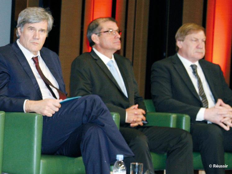 file-Le ministre de l'agriculture a été chahuté pendant ce Sommet du végétal. Stéphane Le Foll a répondu point par point, sans toutefois apaiser des congressistes très remontés contre l'accumulation de règles environnementales. © Réussir