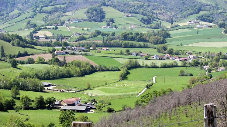 file-Selon l’association des Régions de France, une part largement majoritaire doit être consacrée à l’ICHN, du fait de «l’importance» de cette aide «pour de nombreux territoires fragiles et de montagne».