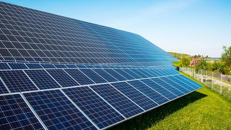 file-La chambre régionale d’agriculture de Nouvelle-Aquitaine a rédigé une charte pour encadrer le développement des surfaces photovoltaïques et éviter les dérives.