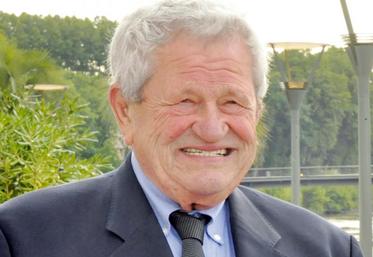 file-Jacques Castaing s’est éteint à l’âge de 89 ans. Toute la profession agricole et les élus ont salué un homme de valeur, unanimement respecté.