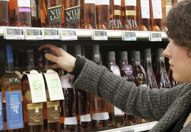 file-Les ventes de boissons alcoolisées bio ont été multipliées par deux au cours de cinq dernières années. Par ailleurs, la France exporte un tiers de sa production de vin bio.