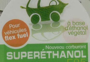 file-A l'image du carburant E85, les biocarburants n'ont pas réussi de perce en France, notamment en raison d'une «complicité coquine entre constructeurs automobiles et distributeurs». Â© Le Sillon