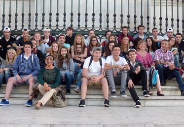 file-Des élèves de terminale ont visité la capitale portugaise grâce au concours Cultures Agri.
