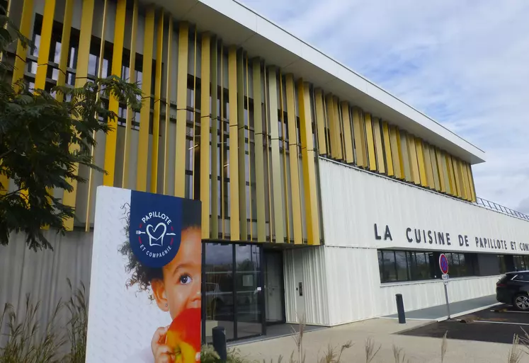 Papillote et Compagnie, la cuisine centrale de la Société publique locale Angers Loire Restauration