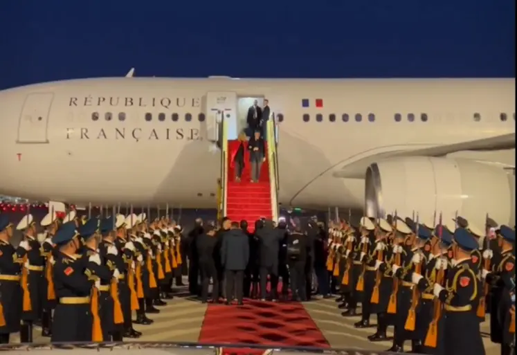 Avion de la présidence française à Pékin