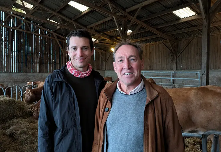 deux hommes dans une étable