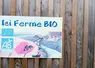 panneau ferme bio sur un mur