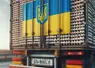 camion oeufs avec drapeau ukrainien