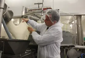 fabrication de mozzarella en usine