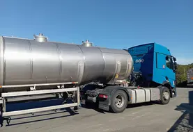 camion de collecte de lait