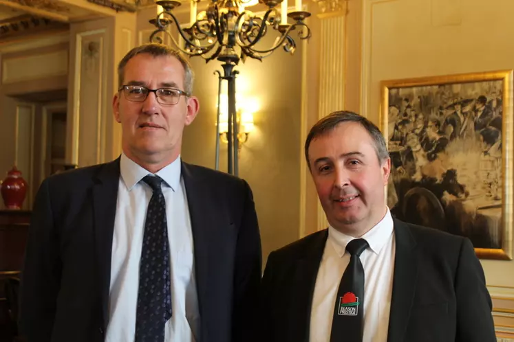 A gauche, Jean-Pierre Bonnet, président de Limousin Promotion.A droite, Jean-Marc Escure, directeur général de Limousin Promotion