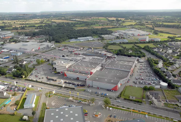 Le groupe LDC (ici le siège sarthois): en phase avec la démarche ISO 50001 mais pas avec la contrainte administrative de la certification. © LDC