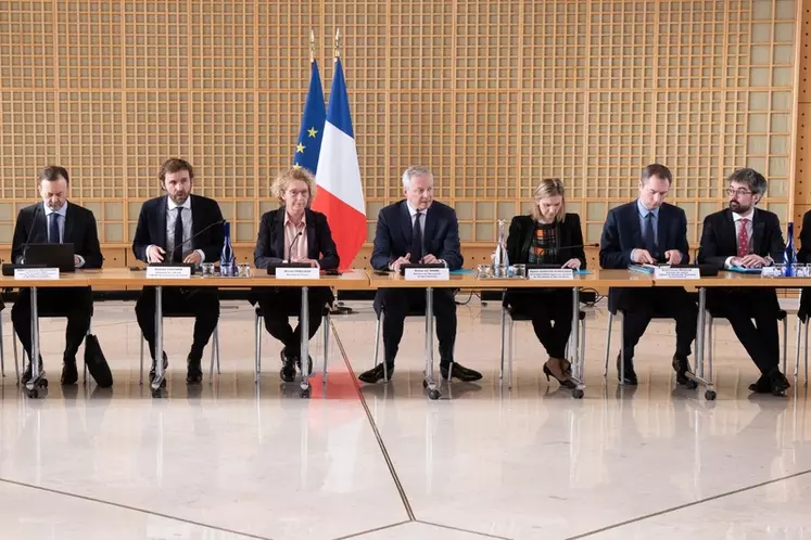 Le ministère de l'Économie recevait les acteurs économiques nationaux, lundi 9 mars, pour échanger sur le coronavirus. © Ministère de l'Économie