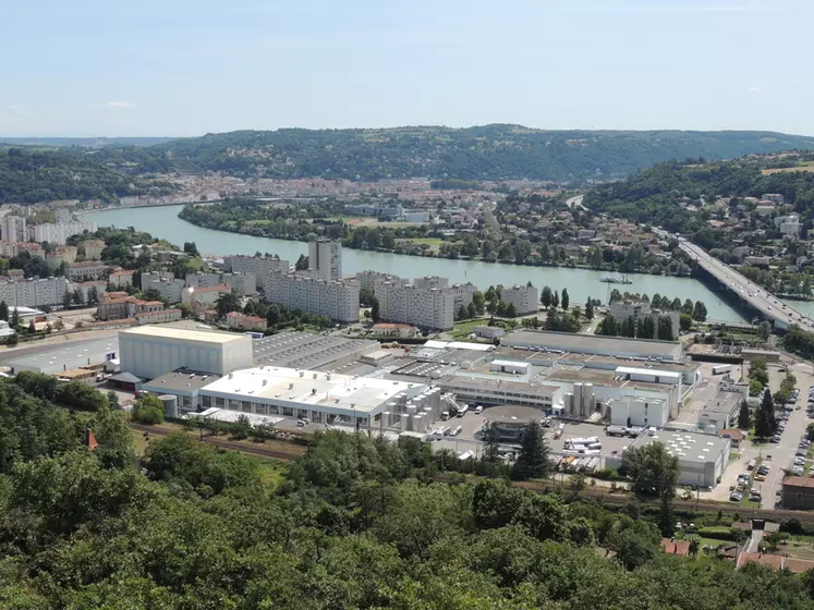 L'usine Yoplait de Vienne (Isère) a identifié un potentiel de chaleur dite fatale de 7500 MWh qu’elle ne valorisait pas jusqu’à présent. © Yoplait
