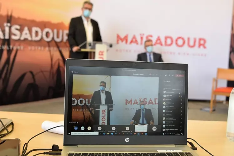 Le 1er décembre 2020, Michel Prugue, président, et Philippe Carré, directeur général, ont présenté les résultats du groupe Maïsadour, à l'occasion de son assemblée générale en distanciel. © Maïsadour