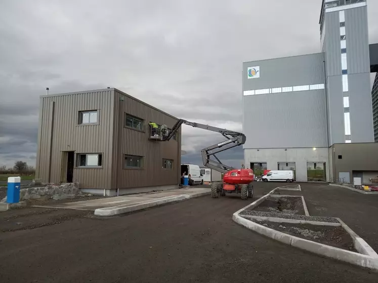 Un quart de la capacité de stockage de Val'Limagne se fera désormais sur ce nouveau site de Cognat-Lyonne (Allier). © F. P./Apap