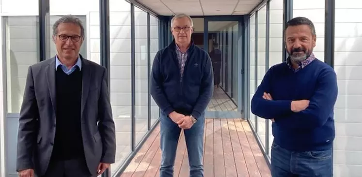 (de gauche à droite) Georges Boixo, directeur général, Thierry Josserand, président, et Jean-Yves Colomb, président délégué du groupe Oxyane. © Oxyane