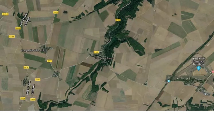 Chaque année, Gilbert Bornhauser fait part de ses résultats de moisson sur sa ferme beauceronne. © Google Maps